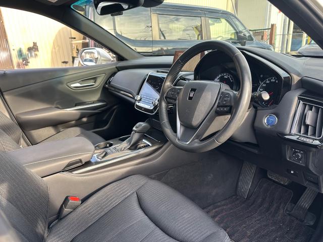 クラウンハイブリッド ＲＳ　クルーズコントロール　全周囲カメラ　パノラマビューモニター　ドライブレコーダー　バックカメラ　ＥＴＣ　純正ナビ　ＴＶ　障害物センサー（19枚目）