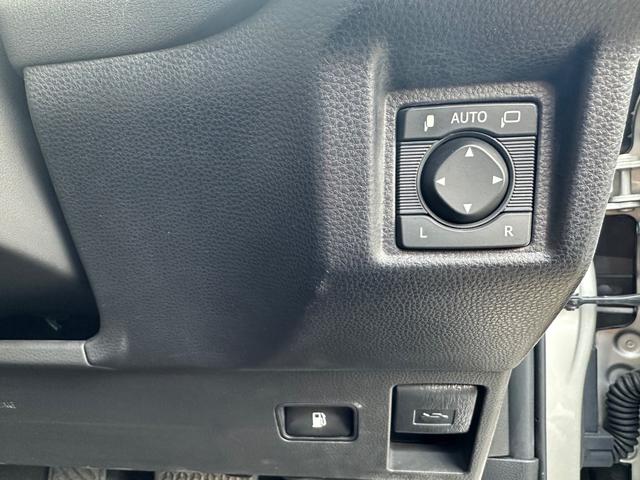 クラウンハイブリッド ＲＳ　クルーズコントロール　全周囲カメラ　パノラマビューモニター　ドライブレコーダー　バックカメラ　ＥＴＣ　純正ナビ　ＴＶ　障害物センサー（26枚目）