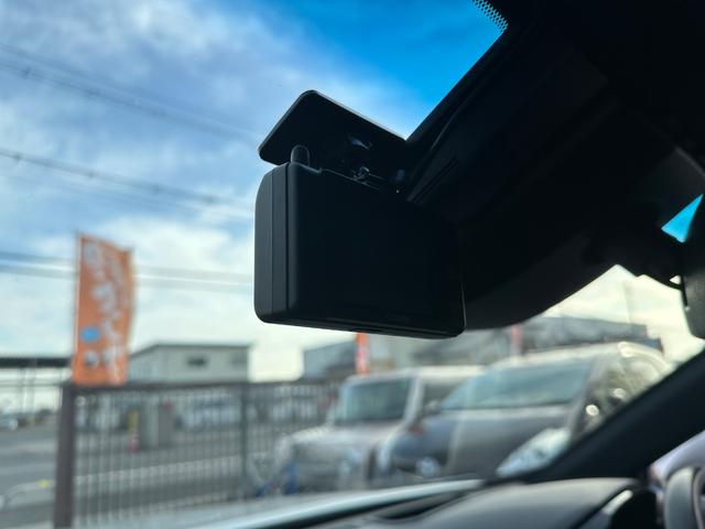 クラウンハイブリッド ＲＳ　クルーズコントロール　全周囲カメラ　パノラマビューモニター　ドライブレコーダー　バックカメラ　ＥＴＣ　純正ナビ　ＴＶ　障害物センサー（37枚目）