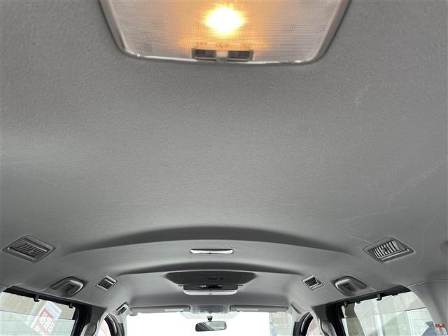 ノア Ｓｉ　★ディーラーｏｐ８インチナビ【ＮＳＺＴ－Ｙ６４Ｔ】（Ｂｌｕｅｔｏｏｔｈ／フルセグＴＶ／ＣＤ／ＤＶＤ／ＡＭ／ＦＭ）★純正１１インチフリップダウンモニター【Ｖ１１Ｔ－Ｒ６２Ｃ】★バックカメラ★（35枚目）