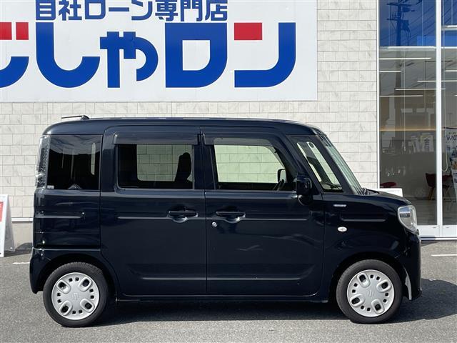 スペーシア ハイブリッドＧ　禁煙車　衝突軽減ブレーキ　両側スライドドア　フロアマット　ドアバイザー（4枚目）