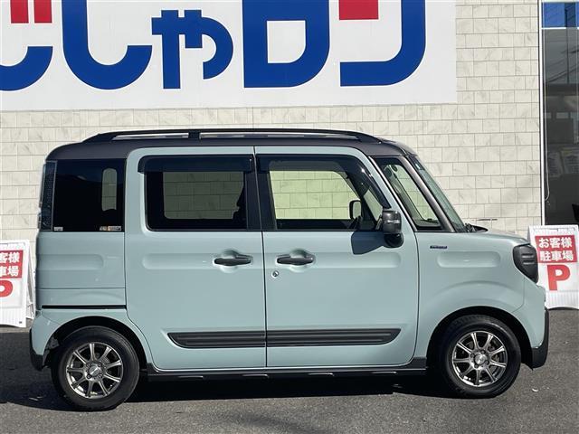 スペーシアギア ハイブリッドＸＺ　禁煙車　８型楽ナビ　ＴＶ　ＢＴオーディオ　ＤＶＤ　ＣＤ　バックカメラ　ビルトインＥＴＣ　両側電動スライド（7枚目）