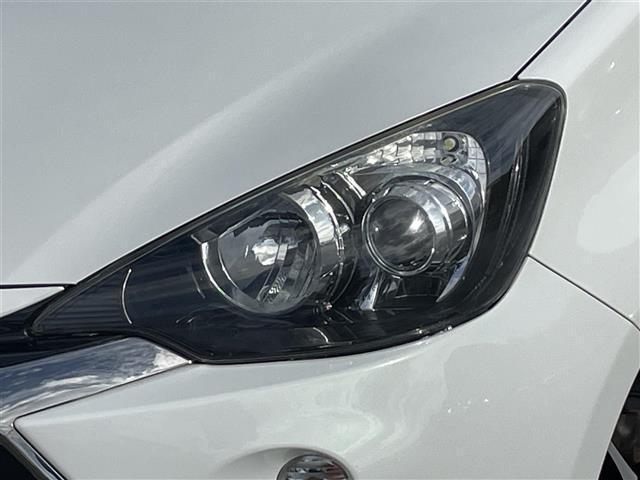 アクア Ｇ　Ｇ’ｓ　禁煙車　ライムホワイトパール　専用フロントバンパー　専用ＬＥＤライト　専用シート　専用１７インチアルミ　純正ナビ　ＴＶ　ＢＴオーディオ　ＤＶＤ　ＣＤ　バックカメラ　ビルトインＥＴＣ（15枚目）