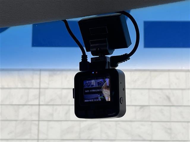 N-BOX G・Lパッケージ 禁煙車 両側電動ドア ナビ BTオーディオ DVD CD TV 前後ドラレコ ETC(9枚目)