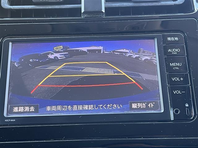 プリウス Ｓ　禁煙車　衝突軽減ブレーキ　　ＬＥＤ　ナビ　ワンセグＴＶ　　ＢＴオーディオ　ＣＤ　バックカメラ　ビルトインＥＴＣ（8枚目）