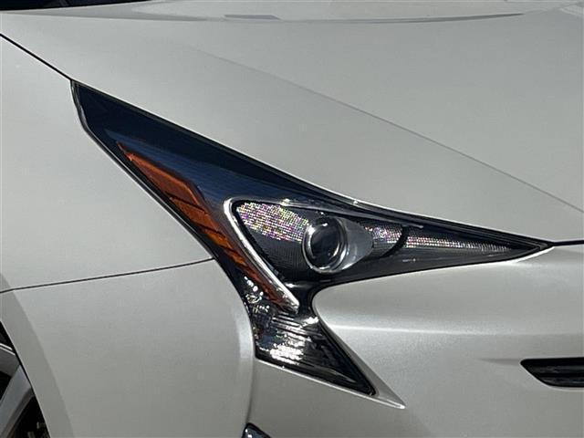 プリウス Ｓ　禁煙車　衝突軽減ブレーキ　　ＬＥＤ　ナビ　ワンセグＴＶ　　ＢＴオーディオ　ＣＤ　バックカメラ　ビルトインＥＴＣ（12枚目）