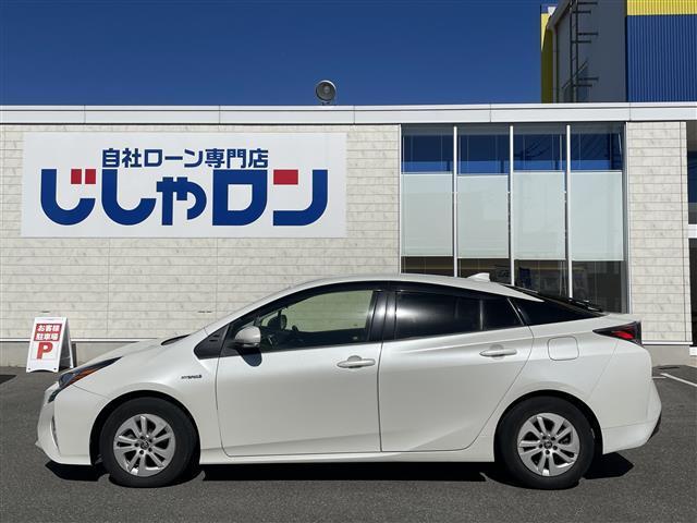 プリウス Ｓ　禁煙車　衝突軽減ブレーキ　　ＬＥＤ　ナビ　ワンセグＴＶ　　ＢＴオーディオ　ＣＤ　バックカメラ　ビルトインＥＴＣ（17枚目）
