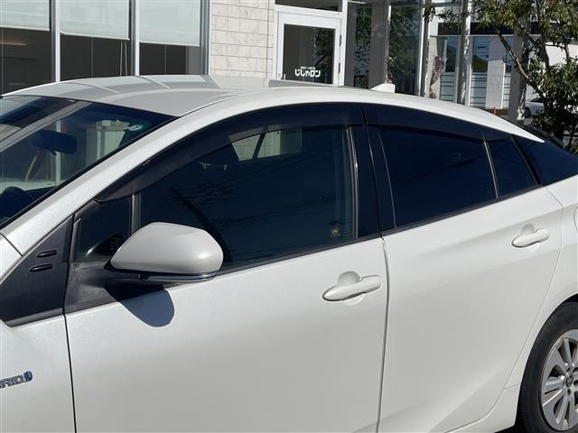 プリウス Ｓ　禁煙車　衝突軽減ブレーキ　　ＬＥＤ　ナビ　ワンセグＴＶ　　ＢＴオーディオ　ＣＤ　バックカメラ　ビルトインＥＴＣ（19枚目）