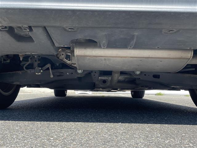 プリウス Ｓ　禁煙車　衝突軽減ブレーキ　　ＬＥＤ　ナビ　ワンセグＴＶ　　ＢＴオーディオ　ＣＤ　バックカメラ　ビルトインＥＴＣ（21枚目）