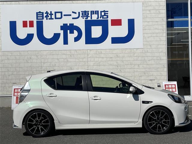 アクア Ｇ　Ｇ’ｓ　禁煙車　ライムホワイトパール　専用フロントバンパー　専用ＬＥＤライト　専用シート　専用１７インチアルミ（6枚目）