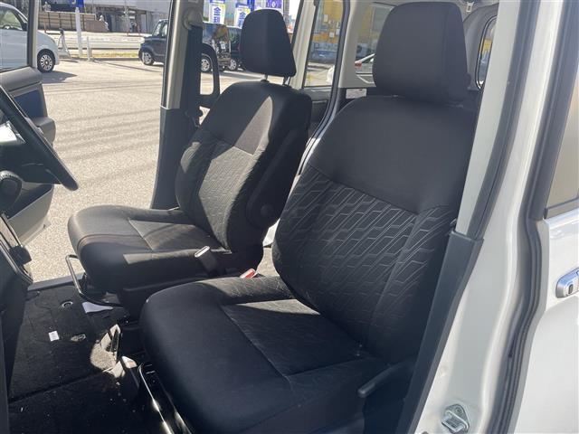 タンク カスタムＧ　Ｓ　純正ナビ　ＴＶ　ＢＴオーディオ　バックカメラ　　両側電動ドア　ビルトインＥＴＣ（17枚目）