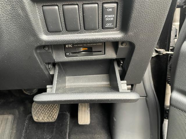 エルグランド 250ハイウェイスター 7人乗 ブラック フリップダウンモニター 純正HDDナビ フルセグ 全周囲カメラ BTオーディオ DVD CD(44枚目)