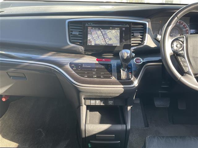 オデッセイ アブソルートXホンダセンシングアドバンP 禁煙車 8人乗り ブラック 全周囲カメラ 純正ナビ フルセグ BTオーディオ ETC 両側電動スライドドア(6枚目)