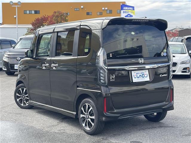N-BOXカスタム G・Lホンダセンシング 禁煙車 茶色 gathers8インチナビモニター TV BTオーディオ DVD CD 純正ドライブレコーダー ビルトインETC(4枚目)