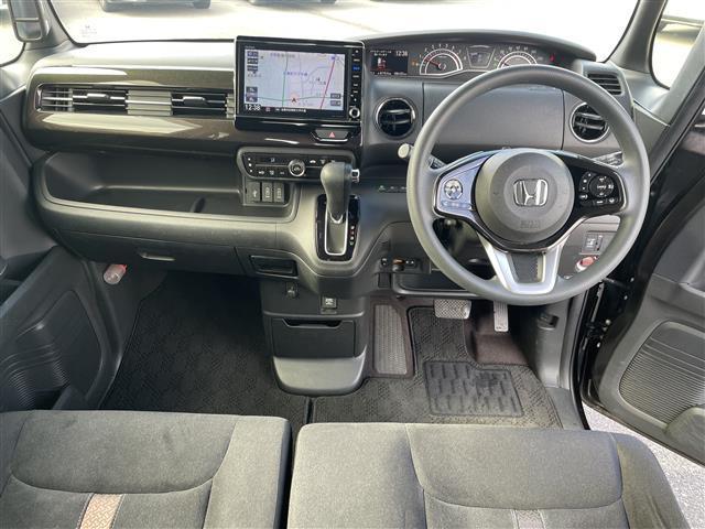 N-BOXカスタム G・Lホンダセンシング 禁煙車 茶色 gathers8インチナビモニター TV BTオーディオ DVD CD 純正ドライブレコーダー ビルトインETC(5枚目)