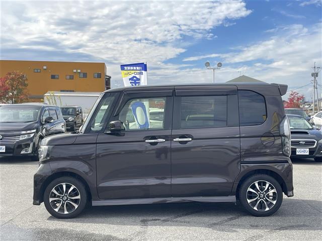 N-BOXカスタム G・Lホンダセンシング 禁煙車 茶色 gathers8インチナビモニター TV BTオーディオ DVD CD 純正ドライブレコーダー ビルトインETC(19枚目)