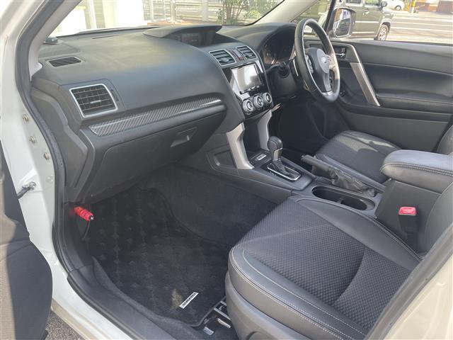 フォレスター S-リミテッド 禁煙車 4WD カロッツェリアナビ TV BTオーディオ DVD CD バックカメラ ETC 前席パワーシート 前席シートヒーター(25枚目)