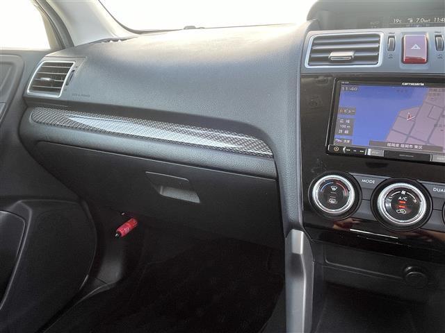 フォレスター S-リミテッド 禁煙車 4WD カロッツェリアナビ TV BTオーディオ DVD CD バックカメラ ETC 前席パワーシート 前席シートヒーター(38枚目)