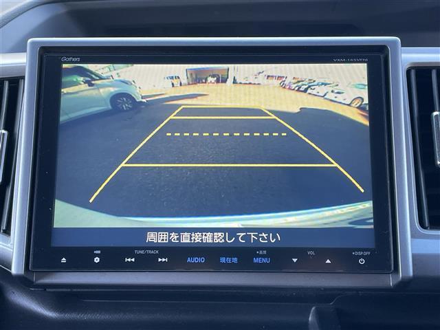 ステップワゴンスパーダ Ｚ　クールスピリット　禁煙車　フリップダウンモニター　専用１７インチアルミホイール　両側電動スライドドア　純正９インチナビ　フルセグ　ＢＴオーディオ　バックモニター　ビルトインＥＴＣ（8枚目）