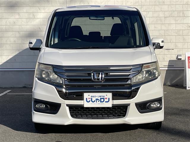 ステップワゴンスパーダ Ｚ　クールスピリット　禁煙車　フリップダウンモニター　専用１７インチアルミホイール　両側電動スライドドア　純正９インチナビ　フルセグ　ＢＴオーディオ　バックモニター　ビルトインＥＴＣ（14枚目）