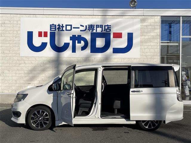 ステップワゴンスパーダ Ｚ　クールスピリット　禁煙車　フリップダウンモニター　専用１７インチアルミホイール　両側電動スライドドア　純正９インチナビ　フルセグ　ＢＴオーディオ　バックモニター　ビルトインＥＴＣ（20枚目）