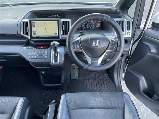 ステップワゴンスパーダ Ｚ　クールスピリット　禁煙車　フリップダウンモニター　専用１７インチアルミホイール　両側電動スライドドア　純正９インチナビ　フルセグ　ＢＴオーディオ　バックモニター　ビルトインＥＴＣ（34枚目）