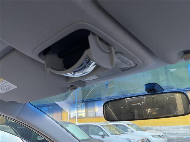 ステップワゴンスパーダ Ｚ　クールスピリット　禁煙車　フリップダウンモニター　専用１７インチアルミホイール　両側電動スライドドア　純正９インチナビ　フルセグ　ＢＴオーディオ　バックモニター　ビルトインＥＴＣ（39枚目）