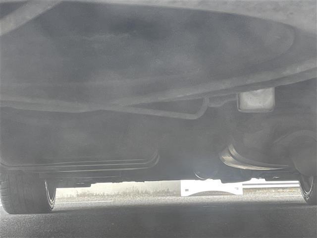 ヴェルファイア 2.4Z 禁煙車 F/S/Rアドミレーションエアロ 20インチアルミ アルパインフリップダウンモニター 9インチナビ TV BTオーディオ DVD CDバックカメラ ETC シートカバー装着(25枚目)