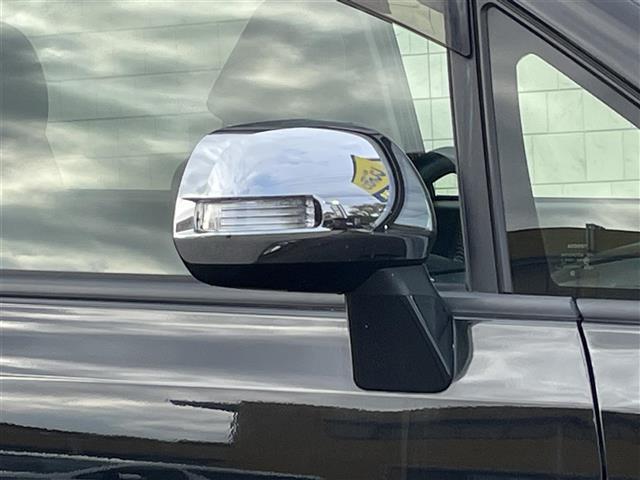 ヴォクシー ＺＳ　煌ＩＩＩ　禁煙車　純正８インチＨＤＤナビ　フルセグ　ＢＴオーディオ　ＤＶＤ　ＣＤ　バックカメラ　ビルトインＥＴＣ　後席モニター　両側電動スライドドア（8枚目）
