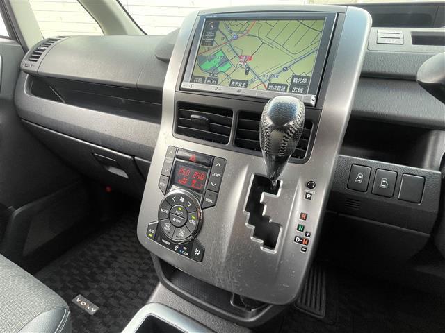 ヴォクシー ＺＳ　煌ＩＩＩ　禁煙車　純正８インチＨＤＤナビ　フルセグ　ＢＴオーディオ　ＤＶＤ　ＣＤ　バックカメラ　ビルトインＥＴＣ　後席モニター　両側電動スライドドア（38枚目）