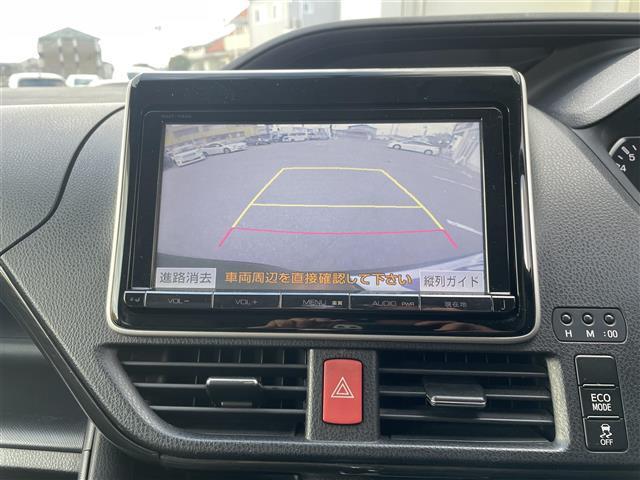 ヴォクシー ＺＳ　禁煙車　フリップダウンモニター　純正９インチＳＤナビ　フルセグ　ＢＴオーディオ　バックカメラ　片側電動スライドドア（24枚目）