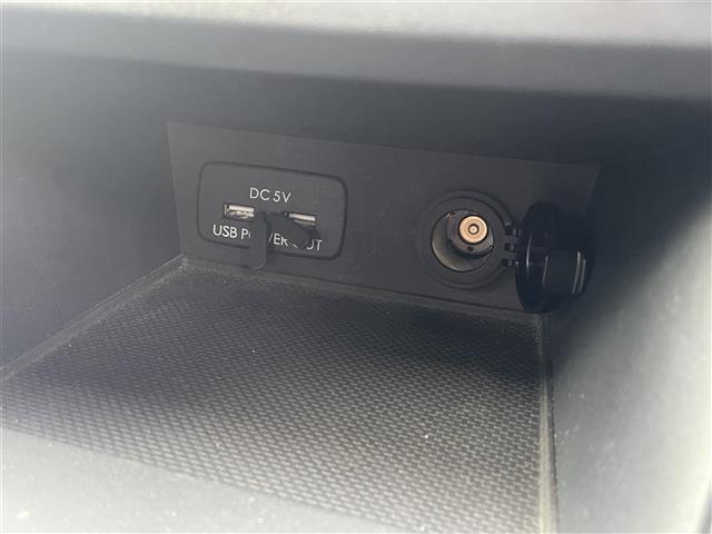 インプレッサスポーツ ２．０ｉ－Ｌアイサイト　禁煙車／社外ナビ（ＣＤ／ＤＶＤ／ワンセグＴＶ／Ｂｌｕｅｔｏｏｔｈ）／バックカメラ／ＥＴＣ／レーンキープアシスト／クルーズコントロール／４ＷＤ／純正アルミホイール／アイドリングストップ／ＬＥＤライト（19枚目）