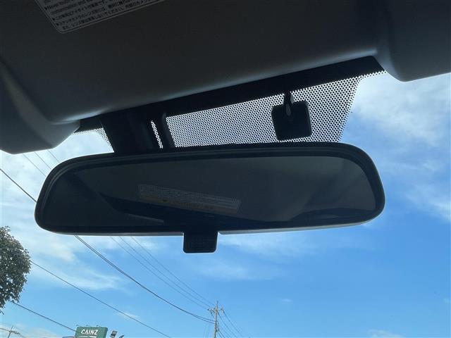 インプレッサスポーツ ２．０ｉ－Ｌアイサイト　禁煙車／社外ナビ（ＣＤ／ＤＶＤ／ワンセグＴＶ／Ｂｌｕｅｔｏｏｔｈ）／バックカメラ／ＥＴＣ／レーンキープアシスト／クルーズコントロール／４ＷＤ／純正アルミホイール／アイドリングストップ／ＬＥＤライト（22枚目）