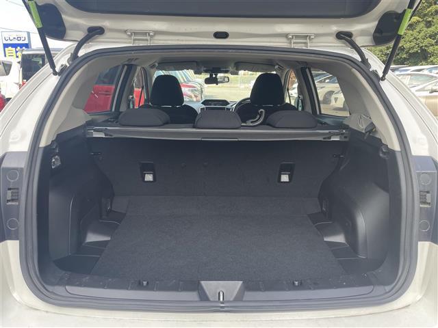 インプレッサスポーツ ２．０ｉ－Ｌアイサイト　禁煙車／社外ナビ（ＣＤ／ＤＶＤ／ワンセグＴＶ／Ｂｌｕｅｔｏｏｔｈ）／バックカメラ／ＥＴＣ／レーンキープアシスト／クルーズコントロール／４ＷＤ／純正アルミホイール／アイドリングストップ／ＬＥＤライト（30枚目）