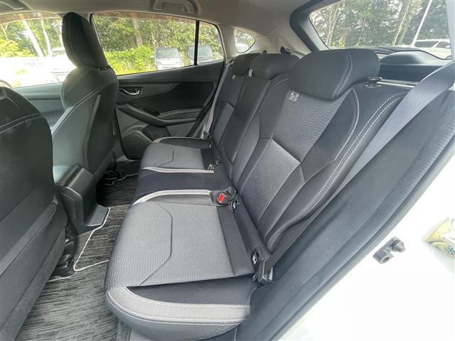 インプレッサスポーツ ２．０ｉ－Ｌアイサイト　禁煙車／社外ナビ（ＣＤ／ＤＶＤ／ワンセグＴＶ／Ｂｌｕｅｔｏｏｔｈ）／バックカメラ／ＥＴＣ／レーンキープアシスト／クルーズコントロール／４ＷＤ／純正アルミホイール／アイドリングストップ／ＬＥＤライト（32枚目）