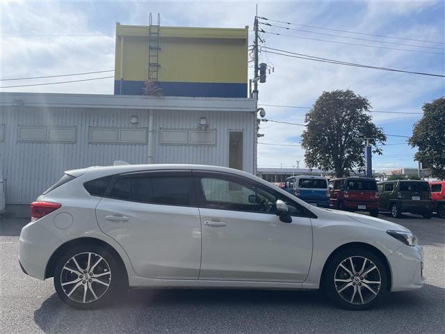 インプレッサスポーツ ２．０ｉ－Ｌアイサイト　禁煙車／社外ナビ（ＣＤ／ＤＶＤ／ワンセグＴＶ／Ｂｌｕｅｔｏｏｔｈ）／バックカメラ／ＥＴＣ／レーンキープアシスト／クルーズコントロール／４ＷＤ／純正アルミホイール／アイドリングストップ／ＬＥＤライト（38枚目）