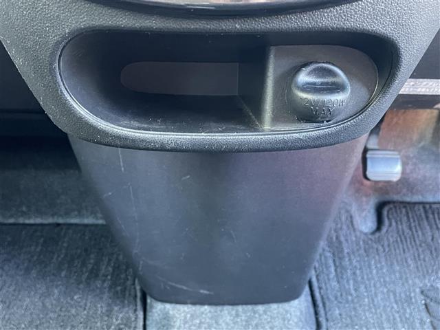 タント カスタムX トップエディションSAII 禁煙車/純正ナビ/バックカメラ/フルセグ/ETC/両側パワースライドドア/Bluetooth/DVD再生/スマートキー/スペアキー/ハーフレザーシート/衝突軽減ブレーキ/LEDヘッドライト(18枚目)