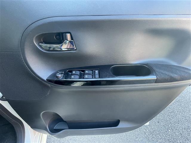 タント カスタムX トップエディションSAII 禁煙車/純正ナビ/バックカメラ/フルセグ/ETC/両側パワースライドドア/Bluetooth/DVD再生/スマートキー/スペアキー/ハーフレザーシート/衝突軽減ブレーキ/LEDヘッドライト(25枚目)