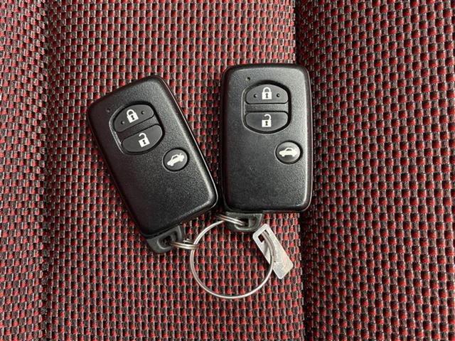 ８６ ＧＴ　禁煙車　モデリスタエアロ　社外７型ナビ　Ｂｌｕｅｔｏｏｔｈ接続　ＣＤ　バックカメラ　ドライブレコーダー　パドルシフト　ＥＴＣ　カーテンエアバック　純正アルミホイール　プッシュスタート　スマートキー（12枚目）