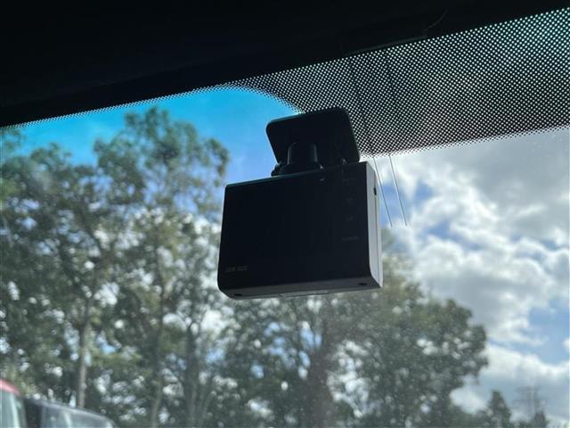 ８６ ＧＴ　禁煙車　モデリスタエアロ　社外７型ナビ　Ｂｌｕｅｔｏｏｔｈ接続　ＣＤ　バックカメラ　ドライブレコーダー　パドルシフト　ＥＴＣ　カーテンエアバック　純正アルミホイール　プッシュスタート　スマートキー（19枚目）