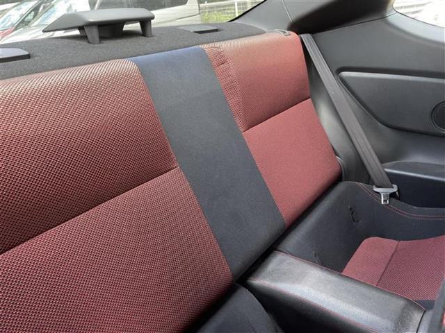 ８６ ＧＴ　禁煙車　モデリスタエアロ　社外７型ナビ　Ｂｌｕｅｔｏｏｔｈ接続　ＣＤ　バックカメラ　ドライブレコーダー　パドルシフト　ＥＴＣ　カーテンエアバック　純正アルミホイール　プッシュスタート　スマートキー（29枚目）