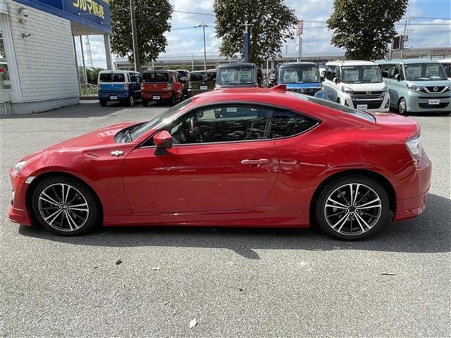 ８６ ＧＴ　禁煙車　モデリスタエアロ　社外７型ナビ　Ｂｌｕｅｔｏｏｔｈ接続　ＣＤ　バックカメラ　ドライブレコーダー　パドルシフト　ＥＴＣ　カーテンエアバック　純正アルミホイール　プッシュスタート　スマートキー（35枚目）