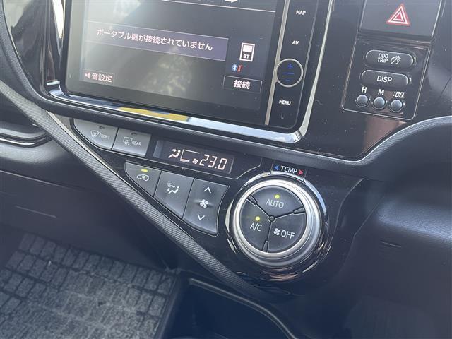 アクア X-アーバン 禁煙車/純正ナビ/バックカメラ/フルセグ/Bluetooth/ETC/ハーフレザーシート/シートヒーター/スマートキー/スペアキー/アイドリングストップ/純正アルミホイール/プッシュボタンスタート(14枚目)