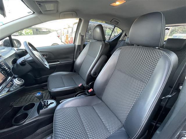 アクア X-アーバン 禁煙車/純正ナビ/バックカメラ/フルセグ/Bluetooth/ETC/ハーフレザーシート/シートヒーター/スマートキー/スペアキー/アイドリングストップ/純正アルミホイール/プッシュボタンスタート(34枚目)