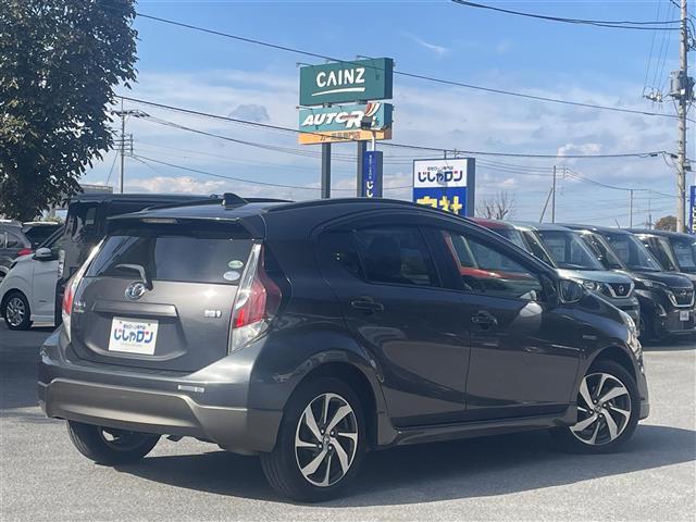 アクア X-アーバン 禁煙車/純正ナビ/バックカメラ/フルセグ/Bluetooth/ETC/ハーフレザーシート/シートヒーター/スマートキー/スペアキー/アイドリングストップ/純正アルミホイール/プッシュボタンスタート(40枚目)