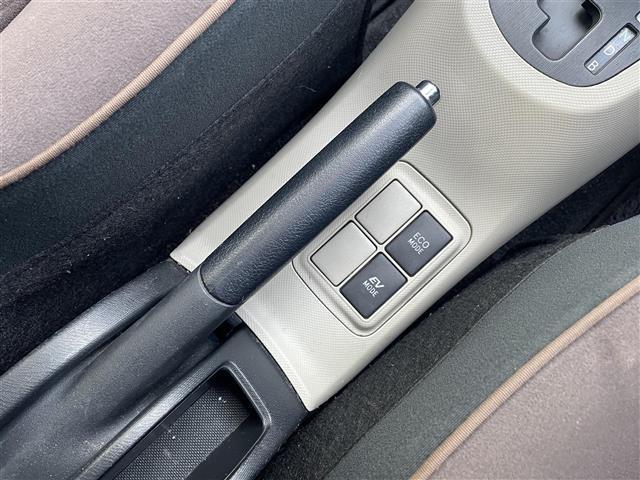 アクア G 禁煙車/純正ナビ/バックカメラ/ワンセグ/ETC/スマートキー/アイドリングストップ/プッシュボタンスタート/電格ミラー(18枚目)