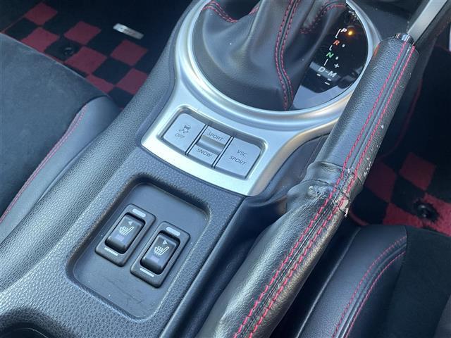 BRZ S 禁煙車/社外ナビ/フルセグ/ETC/Bluetooth/スマートキー/スペアキー/ハーフレザーシート/シートヒーター/クルーズコントロール/パドルシフト/HIDヘッドライト/オートライト(14枚目)