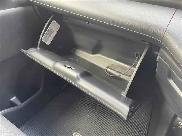 ステップワゴンスパーダ Ｚ　クールスピリット　禁煙車／バックカメラ／ＥＴＣ／両側パワースライドドア／クルーズコントロール／ハーフレザーシート／パドルシフト／スマートキー／ＨＩＤヘッドライト／オートライト／フォグライト／（22枚目）