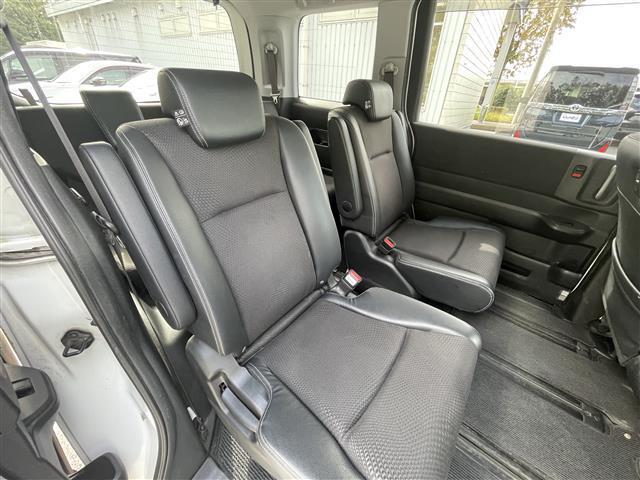 ステップワゴンスパーダ Ｚ　クールスピリット　禁煙車／バックカメラ／ＥＴＣ／両側パワースライドドア／クルーズコントロール／ハーフレザーシート／パドルシフト／スマートキー／ＨＩＤヘッドライト／オートライト／フォグライト／（31枚目）