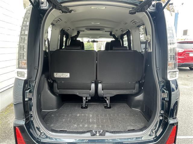 ヴォクシー ＺＳ　禁煙車／純正ナビ／バックカメラ／フルセグ／Ｂｌｕｅｔｏｏｔｈ／ＥＴＣ／片側パワースライドドア／スマートキー／ＬＥＤヘッドライト／フォグライト／オートライト／純正アルミホイール／プッシュボタンスタート（27枚目）